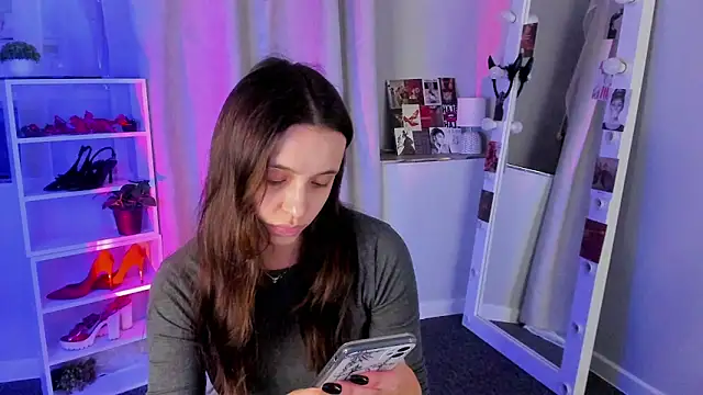 Snapshot of Sahara_Shields chatting on September 24, 2025, 9:49 am Sahara Shields online show from September 24, 2025, 9:49 am