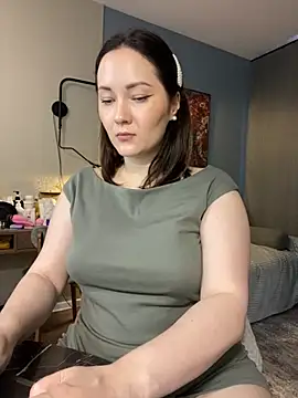 Snapshot of Kiss_My_Body chatting on November 8, 2025, 12:42 pm Kiss My Body online show from November 8, 2025, 12:42 pm