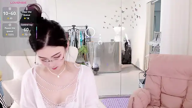 Snapshot of miaomiao-777 chatting on February 25, 2026, 6:13 am miaomiao-777 online show from February 25, 2026, 6:13 am