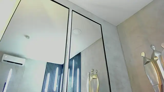 Snapshot of Stefanyduque1 chatting on September 13, 2025, 2:06 pm Stefanyduque1 online show from September 13, 2025, 2:06 pm