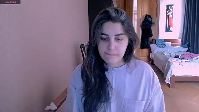  Roselina  online show from March 19, 2025, 9:38 am