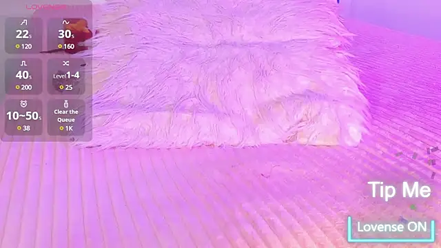 Snapshot of IslaBlaze chatting on March 15, 2025, 3:27 pm IslaBlaze online show from March 15, 2025, 3:27 pm