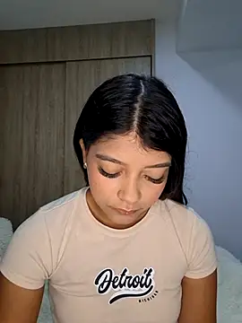 IslaBlaze online show from March 12, 2026, 5:06 pm