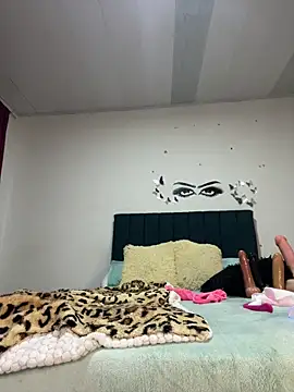 Keyler True18 online show from February 28, 2026, 10:26 am