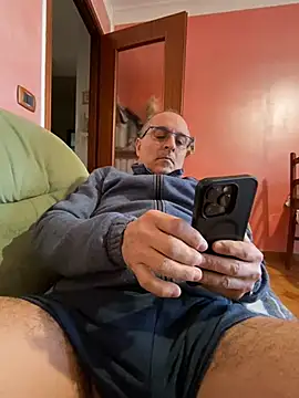 sempreilmio2 online show from February 15, 2025, 2:11 pm