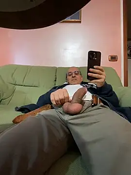 sempreilmio2 online show from February 27, 2025, 5:58 pm