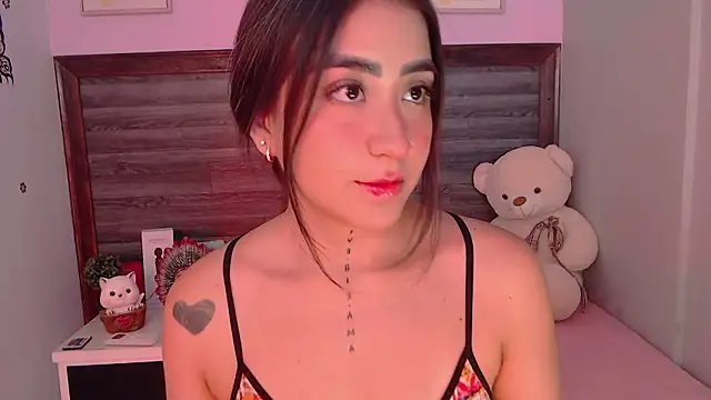 AdaaMillan online show from February 26, 2026, 9:15 pm