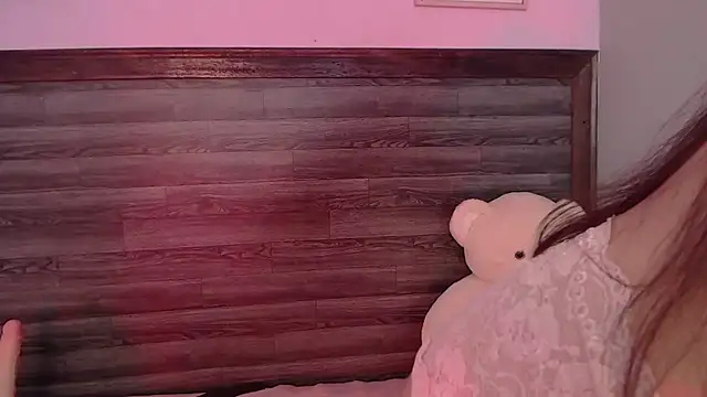 AdaaMillan online show from February 19, 2026, 7:55 pm