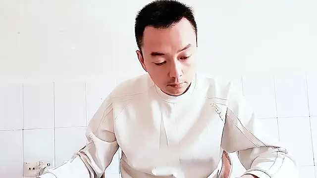 Snapshot of swg176 chatting on September 27, 2025, 6:19 am swg176 online show from September 27, 2025, 6:19 am