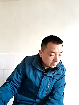 Snapshot of swg176 chatting on December 19, 2025, 1:42 am swg176 online show from December 19, 2025, 1:42 am