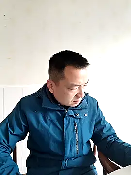 Snapshot of swg176 chatting on December 18, 2025, 12:16 am swg176 online show from December 18, 2025, 12:16 am