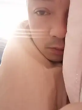 Snapshot of swg176 chatting on March 16, 2025, 1:07 am swg176 online show from March 16, 2025, 1:07 am