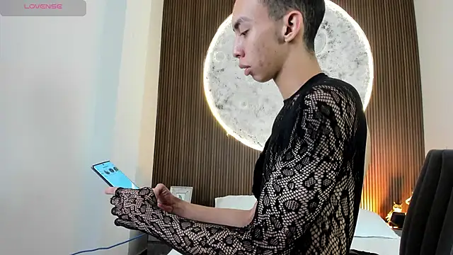 Snapshot of EthaanCox chatting on January 8, 2026, 8:48 pm EthaanCox online show from January 8, 2026, 8:48 pm