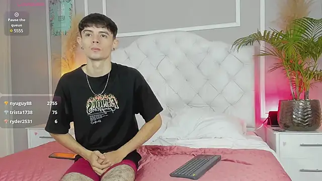 connor and angel online show from February 21, 2025, 4:05 pm