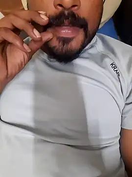 Snapshot of Chennaibull15 chatting on February 5, 2025, 6:15 pm Chennaibull15 online show from February 5, 2025, 6:15 pm