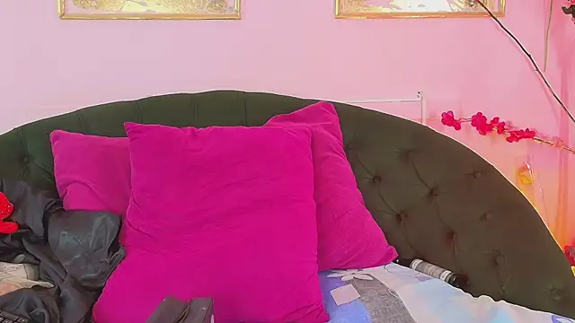 scarlette69 online show from March 28, 2026, 7:59 pm