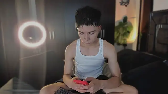 alanblack1 online show from March 30, 2026, 9:38 pm