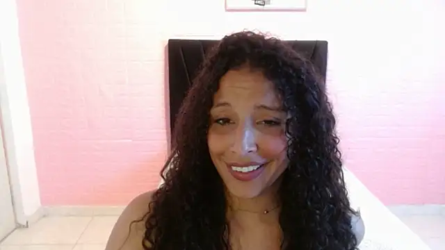 Snapshot of DULCE1609 chatting on June 24, 2026, 8:28 pm DULCE1609 online show from June 24, 2026, 8:28 pm