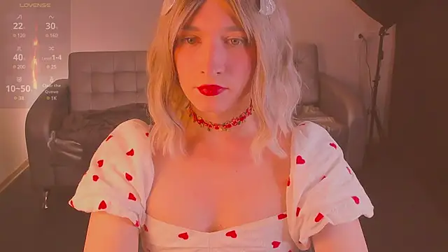 foxy jpg online show from February 11, 2025, 7:38 pm