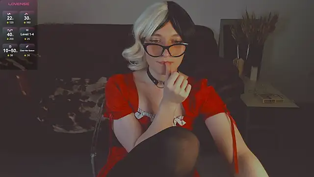 foxy jpg online show from March 3, 2025, 11:24 pm