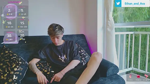 Snapshot of ethan_and_ava chatting on November 20, 2025, 1:12 pm ethan and ava online show from November 20, 2025, 1:12 pm