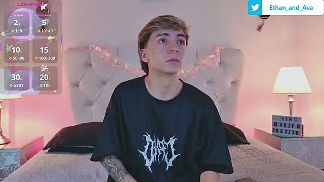 Snapshot of ethan_and_ava chatting on September 23, 2025, 1:07 pm ethan and ava online show from September 23, 2025, 1:07 pm