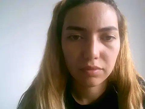 VittoriaTaylor online show from March 29, 2026, 9:05 pm