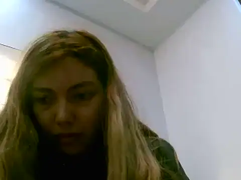 Snapshot of VittoriaTaylor chatting on March 18, 2025, 1:23 pm VittoriaTaylor online show from March 18, 2025, 1:23 pm