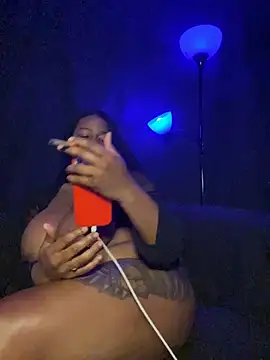 xoxoHotCoCo online show from April 3, 2026, 2:40 am