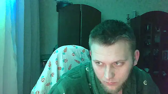 Snapshot of HunterOnBoobs chatting on February 28, 2025, 8:28 pm HunterOnBoobs online show from February 28, 2025, 8:28 pm