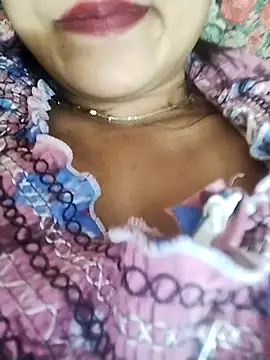 priya0921 online show from February 22, 2025, 10:40 am