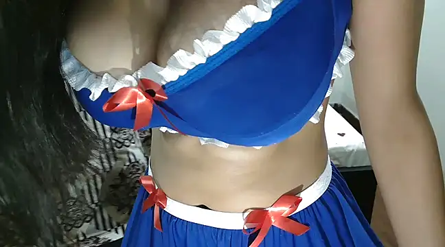 Snapshot of LovelyRosy chatting on February 21, 2025, 11:43 pm LovelyRosy online show from February 21, 2025, 11:43 pm