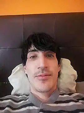 Snapshot of moutt99 chatting on January 16, 2025, 12:42 pm moutt99 online show from January 16, 2025, 12:42 pm