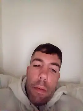 Yeray01 online show from February 28, 2026, 2:28 pm