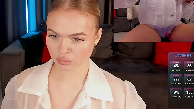 Snapshot of MilaFink chatting on February 22, 2025, 2:19 pm MilaFink online show from February 22, 2025, 2:19 pm