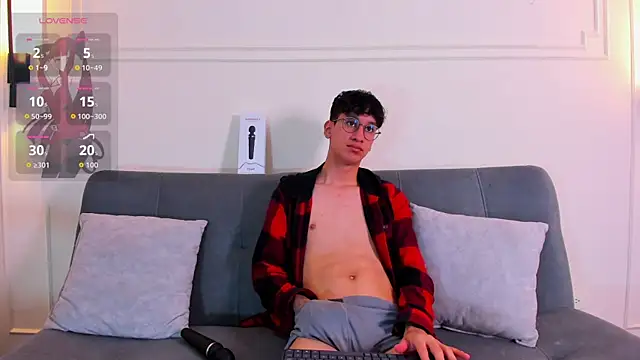 Cum hunters online show from October 21, 2025, 3:39 am