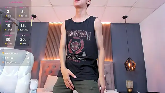 Cum hunters online show from September 26, 2025, 3:24 am