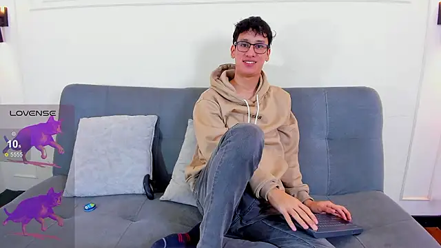 Snapshot of Cum_hunters chatting on March 1, 2026, 3:17 am Cum hunters online show from March 1, 2026, 3:17 am