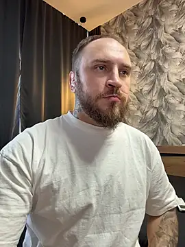 Snapshot of _XxX-XxX_ chatting on November 28, 2025, 9:31 am XxX-XxX online show from November 28, 2025, 9:31 am