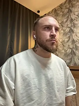 Snapshot of _XxX-XxX_ chatting on November 1, 2025, 5:18 pm XxX-XxX online show from November 1, 2025, 5:18 pm