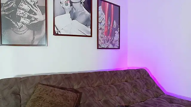 Snapshot of loretahorny chatting on February 9, 2026, 1:20 pm loretahorny online show from February 9, 2026, 1:20 pm