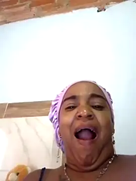 Teresa mm online show from November 18, 2025, 2:42 pm