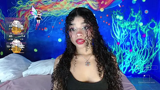 Snapshot of lucie_petite chatting on November 13, 2025, 6:34 pm lucie petite online show from November 13, 2025, 6:34 pm