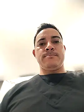 Snapshot of Josejotacamargo chatting on October 21, 2025, 11:42 am Josejotacamargo online show from October 21, 2025, 11:42 am