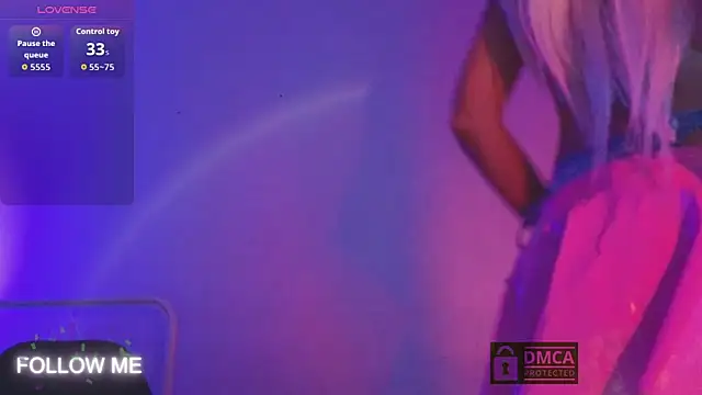 Snapshot of _TiffanyCo_ chatting on September 30, 2025, 10:54 am TiffanyCo online show from September 30, 2025, 10:54 am