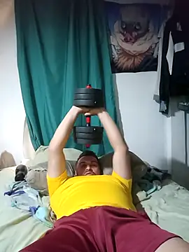 Snapshot of Zeus0403 chatting on December 19, 2025, 2:15 am Zeus0403 online show from December 19, 2025, 2:15 am