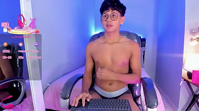 Snapshot of Dawn16_ chatting on November 29, 2025, 9:48 pm Dawn16 online show from November 29, 2025, 9:48 pm