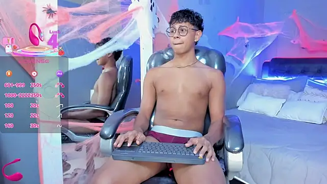 Snapshot of Dawn16_ chatting on October 29, 2025, 9:03 pm Dawn16 online show from October 29, 2025, 9:03 pm