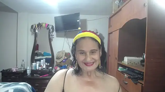 Snapshot of jazmin_mature_ chatting on May 1, 2026, 4:12 pm jazmin mature online show from May 1, 2026, 4:12 pm