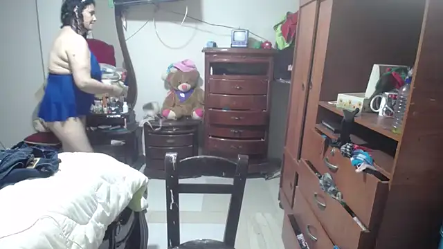 Snapshot of jazmin_mature_ chatting on December 21, 2025, 12:18 pm jazmin mature online show from December 21, 2025, 12:18 pm